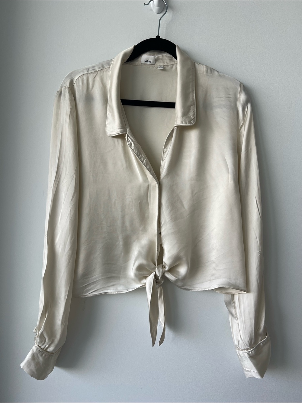 Wilfred Cream Satin Tie-Front Button Down Shirt